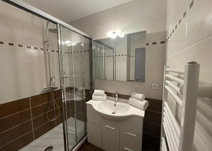 6 Personnes Heliopolis - K 204